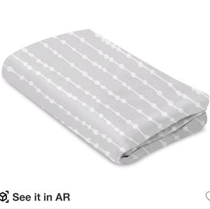 4moms Breeze Waterproof Bassinet Sheet - Grey Beads